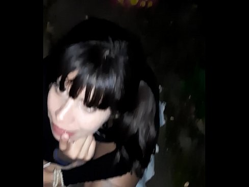 ❤️ ברחוב איבר מין נפוח בתמורה לממתקים ☑ פורנו ב-iw.desixxxtube.ru ️❤